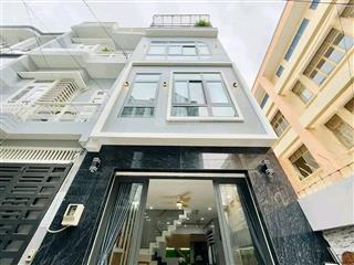 Kẹt vốn cần bán gấp căn nhà trần bình trọng  p. 2  q. 5, giá 3tỷ680/86,5m2, đang cho thuê 27tr