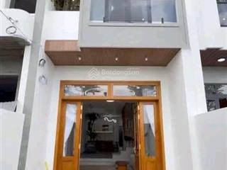 Chính chủ bán nhà. đ.ôtô ngô gia tự  p.4  q.10, giá 3tỷ340/63,5m2, cho thuê 22tr, gần chợ an đông