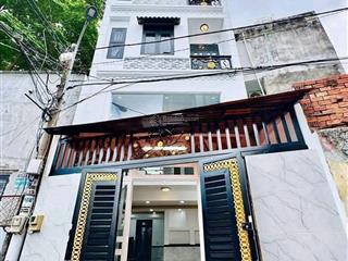 Định cư nước ngoài bán nhà mặt tiền 6,4m hùng vương  p. 9  q. 5, 83,8m2, cho thuê 26 triệu