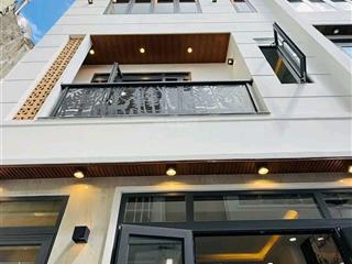 Xoay vốn bán nhà đường oto trương quyền  p. võ thị sáu  quận 3, giá 3tỷ566/82,2m2, cho thuê 25tr