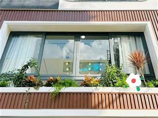 Giảm giá nhà quận1, chỉ 5tỷ020/90,2m2, đường ôtô nguyễn viết chánh, cho thuê 35tr, gần bv từ dũ