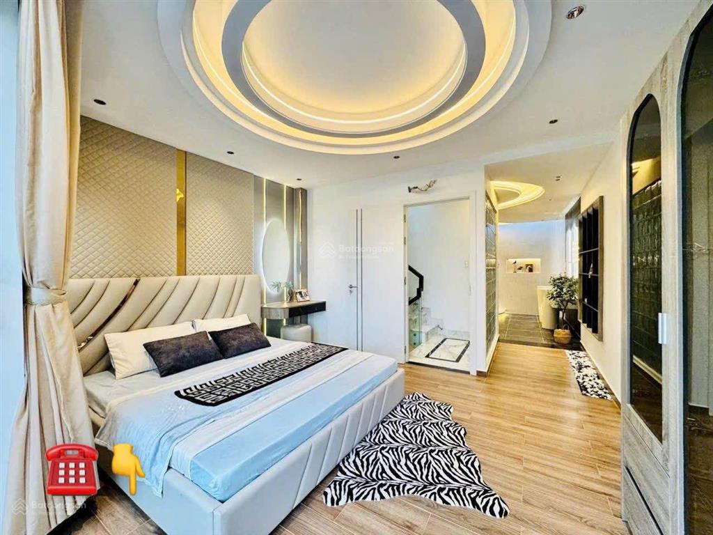 Nhà ngộp đường ôtô nguyễn thông  quận 3, giá 3tỷ583/87,2m2, cho thuê 28tr, gần công trường dân chủ