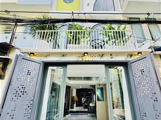 Bán nhà về quê đ vườn chuốip4q3 giá 3tỷ62/74m2 gần vincom plaza 3/2 cho thuê 28tr