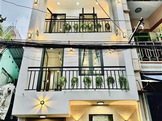 Vợ chồng tôi cần bán nhà riêng đ vũ ngọc phanp13bình thạnh giá 3tỷ3/74m2 cho thuê 24tr sổ đẹp