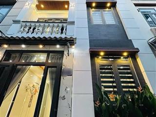 Chính chủ cần bán nhà võ thị sáu p.võ thị sáu, q3 gần chợ tân định giá 4tỷ830 dt 91,16m2(5,3x17,2m)