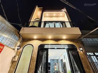 Cô lan bán gấp nhà nguyễn thông, p9, q3, gần ga sài gòn, giá 4tỷ360, dt 76,5m2, hđ thuê 32tr/th