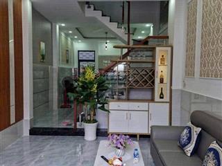 Cô thúy bán nhà cho thuê 20 tr/th trần bình trọng p4 q5 gần vòng xoay cộng hoà giá 3tỷ780 dt 82,8m2