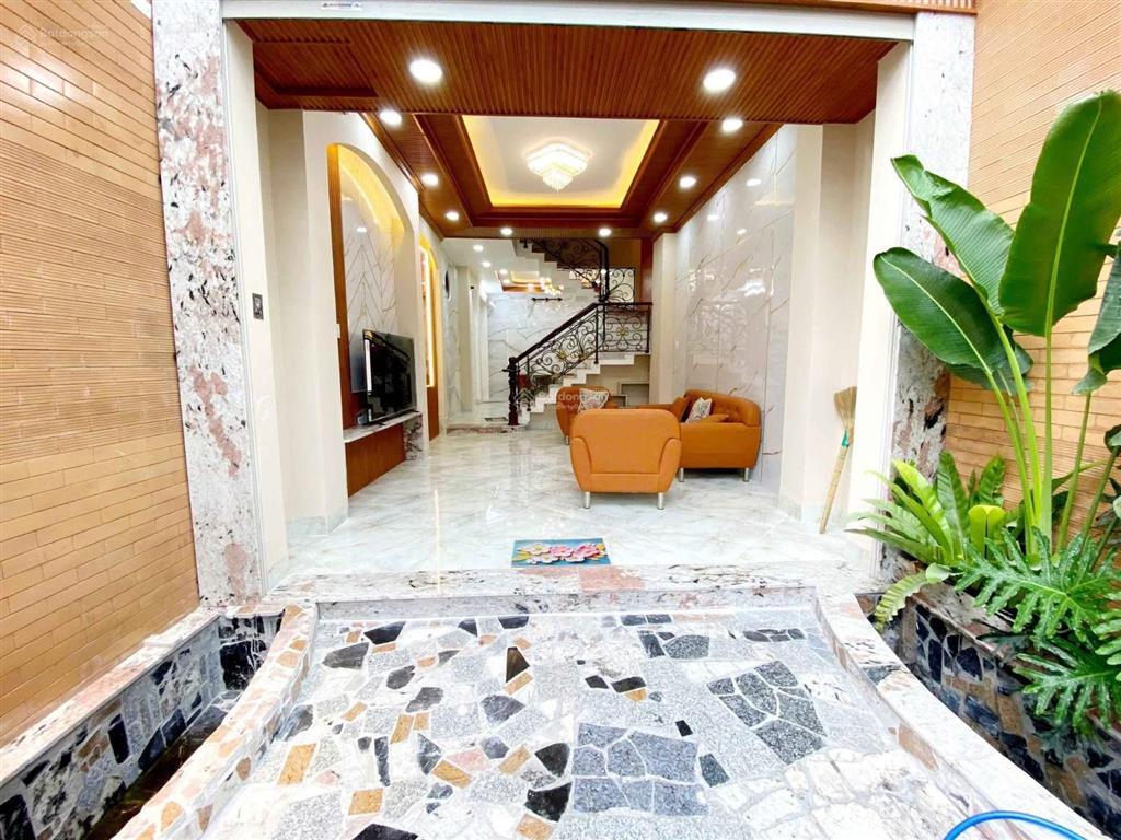 Siêu phẩm nhà phố giá 2tỷ990 nguyễn xí, cần bán gấp, 47m2 p. 13, bình thạnh