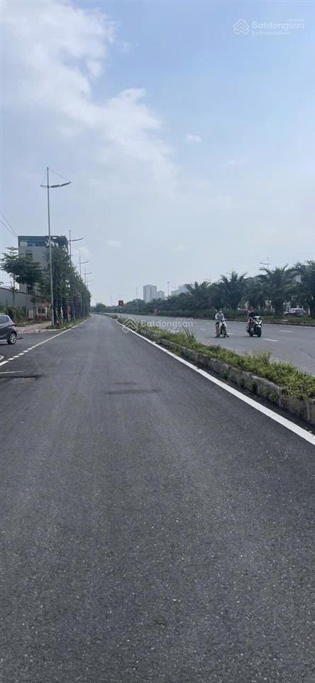 Bán đất dịch vụ, mặt đường 3.5, khu 4.5ha vân canh, giá chỉ 300 triệu/m²