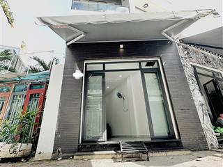 Cho thuê nhà nguyên căn ngay trung tâm quận 8 sang xịn mịn