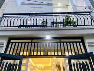 Ngợp bán gấp nhà vĩnh hội 48m2, 2pn, 2wc, quận 4, hcm