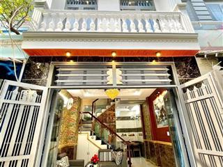 Kẹt vốn bán nhanh nhà dt 32m2, giá 2tỷ100tr ở hoàng văn thụ, tân bình. sẵn hợp đồng thuê 12tr