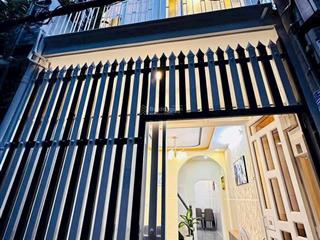 Nhanh thì còn! nhà lê văn sỹ, phường 14, quận 3. nhà shr, dt 64m2 giá chỉ 2tỷ050 triệu