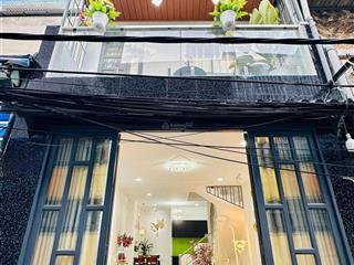Cần bán gấp nhà dt 27m2 ngay 100 bình thới, p. 14, q11. nhà sổ hồng riêng