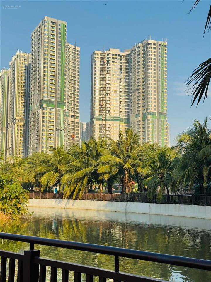 Bán căn hộ 2pn  2wc 55m2 giá 5.45 tỷ tòa vip lumiere evergreen tại vh smart city