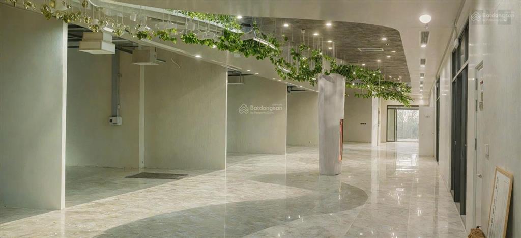 Cđt chào thuê vp rox center  bắc từ liêm các lô góc vị trí đẹp miễn phí 6 tháng cho khách vào sớm
