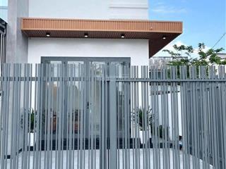 Kẹt tiền làm ăn cần bán gấp căn nhà cấp 4 sổ hồng riêng