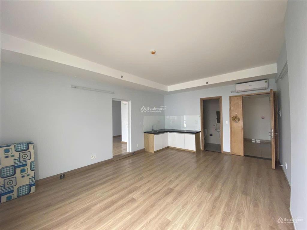 Văn phòng office q10 (vừa làm văn phòng vừa ở lại được 45m2  13.5tr)