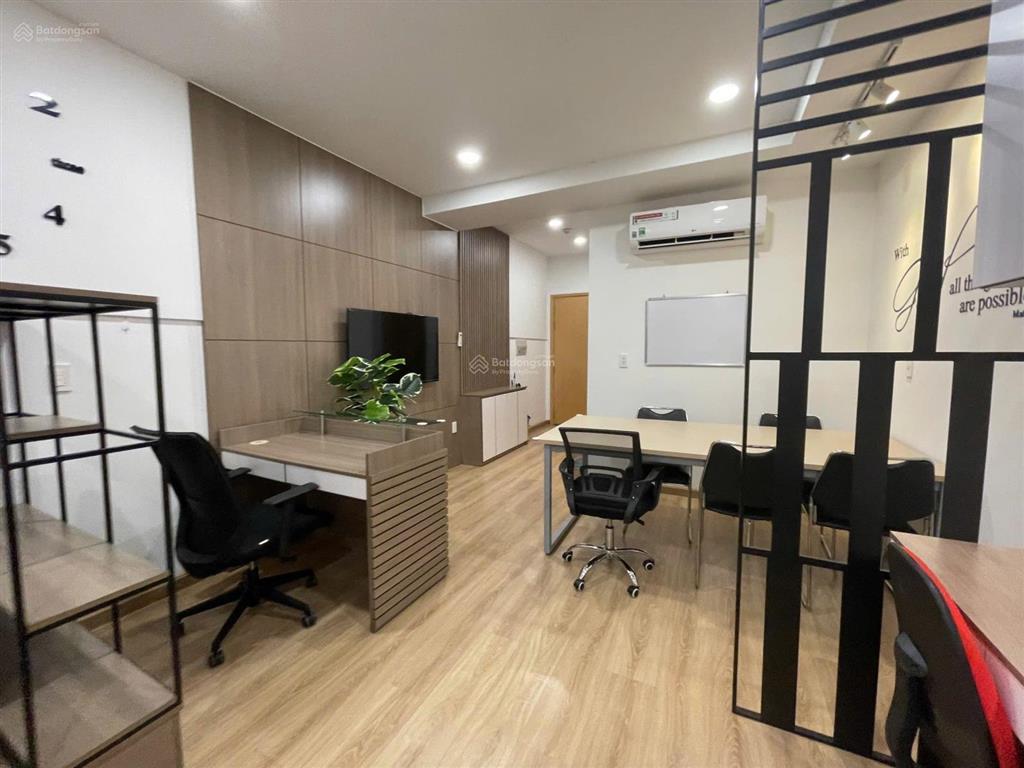 Văn phòng office q10 (vừa làm văn phòng vừa ở lại được 45m2  13.5tr)
