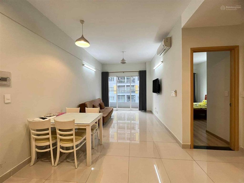 Cho thuê căn hộ 2pn tại chung cư charmington la pointe số 181 cao thắng q10 chỉ 18tr19tr/ tháng