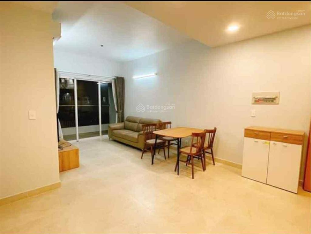 Cho thuê căn hộ 2pn tại chung cư charmington la pointe số 181 cao thắng q10 chỉ 18tr19tr/ tháng