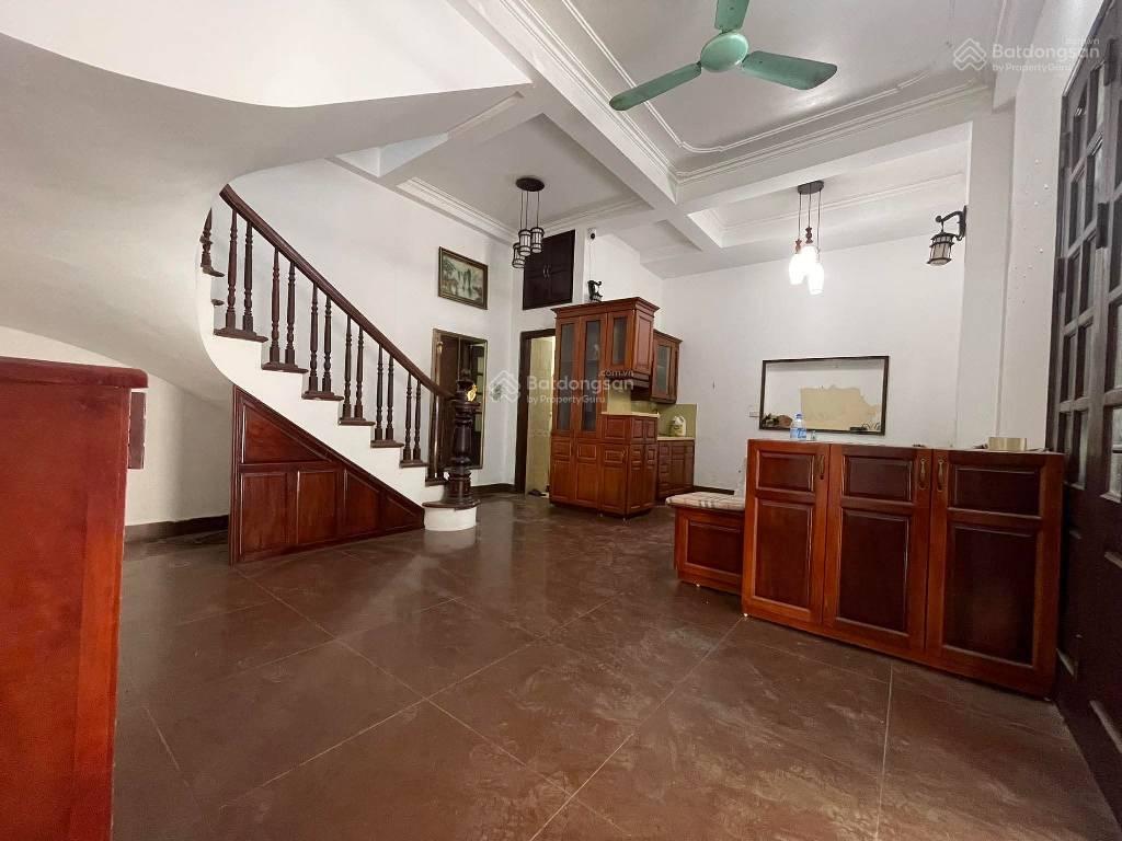 Bán nhà khu đô thị văn quán  5 tầng ô tô đỗ cửa ngày, mặt tiền rộng 13,8 tỷ