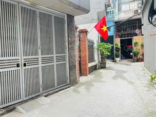 Chủ cần tiền bán gấp căn nhà trung tâm quận hai bà trưng, dt 22m2 4 tầng giá 4,29 tỷ