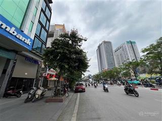 Siêu siêu siêu rẻ. mặt phố hoàn kiếm. 210m. mặt tiền 8m. lô góc, 3 mặt thoáng vỉa hè mênh mông.