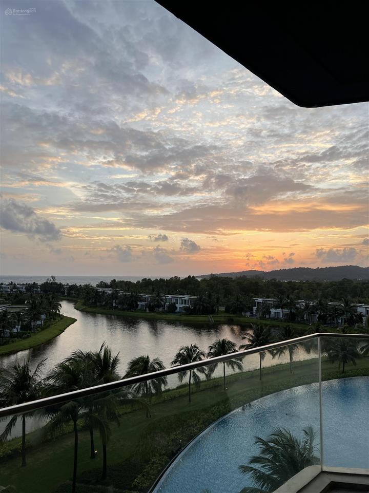 Chính chủ cần bán condotel vip tại movenpick waverly phú quốc, view vip trực diện biển