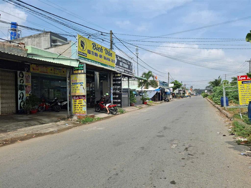 Bán nhà riêng mặt tiền phù hợp kinh doanh buôn bán.  0932 623 ***