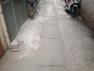 Cần bán gấp nên chủ giảm giá chào, 31m2 nhỉnh 4 tỷ. Tại trung tâm phường Thạch Bàn.