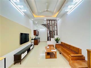 🏡 HÀNG HIẾM – NHÀ 5 TẦNG 36.5M² – Ô TÔ ĐỖ CỬA – 15M RA ĐƯỜNG Ô TÔ TRÁNH – THẠCH BÀN LONG BIÊN 🏡