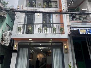 Lê văn duyệt p1 bình thạnh  giáp q1 3 tầng  hẻm xe hơi 6m  30m2  full nội thất  5.35 tỷ