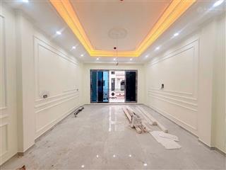 Nhà phân lô tt ba đình  thang máy  ô tô tránh & dừng đỗ ngày đêm. nhỉnh 24 tỷ.