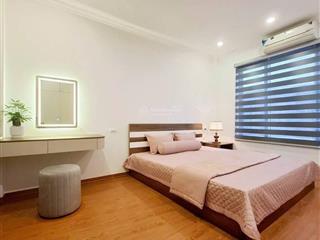Nhà phố việt hưng 38m2 5,85 tỷ ngõ thông thoáng. mới cứng ở ngay