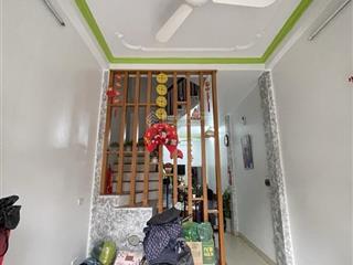 Nhà đẹp dân xây thanh am việt hưng dt 35m2, 4 tầng 3 ngủ giá 5,29 tỷ ngõ nông thoáng