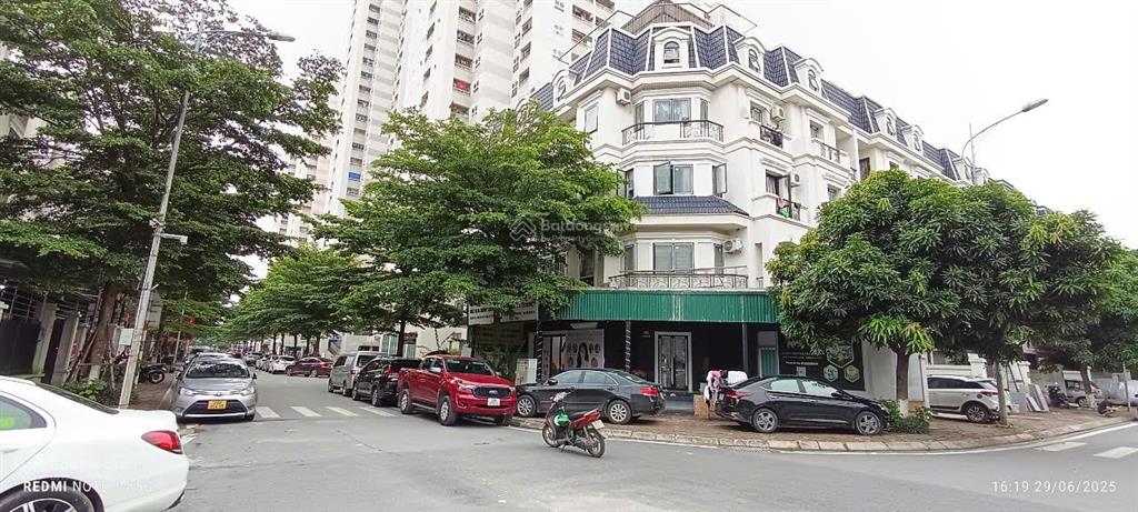 Bán nhà kđt mới văn phú hà đông, chỉ 20,2 tỷ lô gócdt 103m2 x 5t, thang máy, kd, ô tô, full nt,