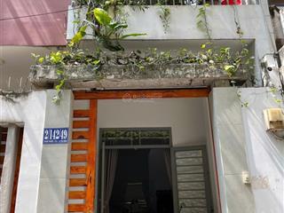 Bán nhà chính chủ, sổ hồng, khu trung tâm