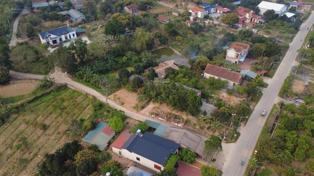 Cần bán lô đất full thổ cư trên đường tỉnh lộ 301 có thương lượng  với vị trí đất 2 mặt tiền