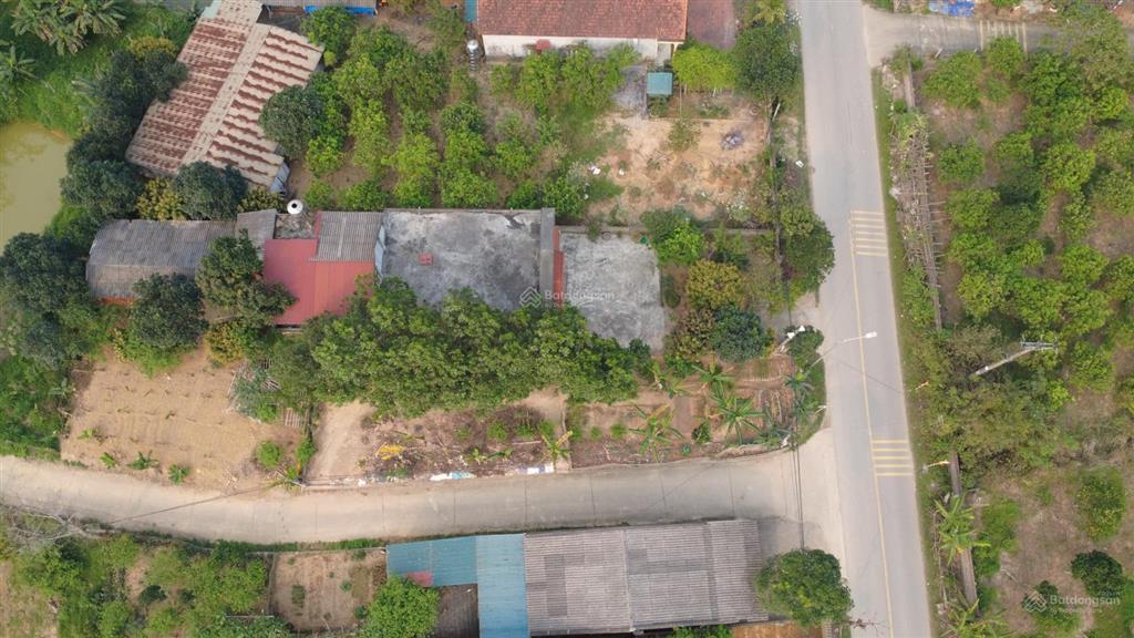 Cần bán lô đất full thổ cư trên đường tỉnh lộ 301 có thương lượng  với vị trí đất 2 mặt tiền