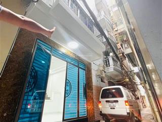 Bán nhà phố bùi xương trạch thanh xuân nhà mới ngõ thông ô tô đỗ cửa dt 33m*6t*4,3mt 8,2 tỷ có .tl