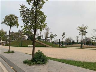 Bán lô đất phân lô giáo viên ngọc thụy 80m2 view công viên mt4.5m nằm ngay ngã tư vỉa hè kinh doanh