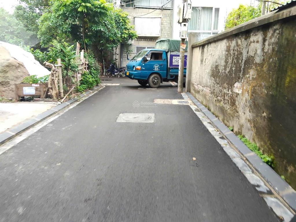 Đất đẹp trung tâm ngọc thụy. 80m2 mt 5.9m ôtô vào đất .ngõ rộng thoáng cách trường việt pháp 300m