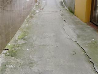 Bán đất rẻ nhất ngọc thụy, bồ đề, 11,5 tỷ, 100m2 mặt tiền 5.3m cách 3nhà ra phố ng.thuy oto đỗ cửa