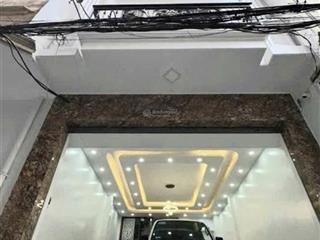 Bán nhà vip ô tô tránh thang máy diện tích 30m2, mặt tiền 4m giá 19.8 tỷ