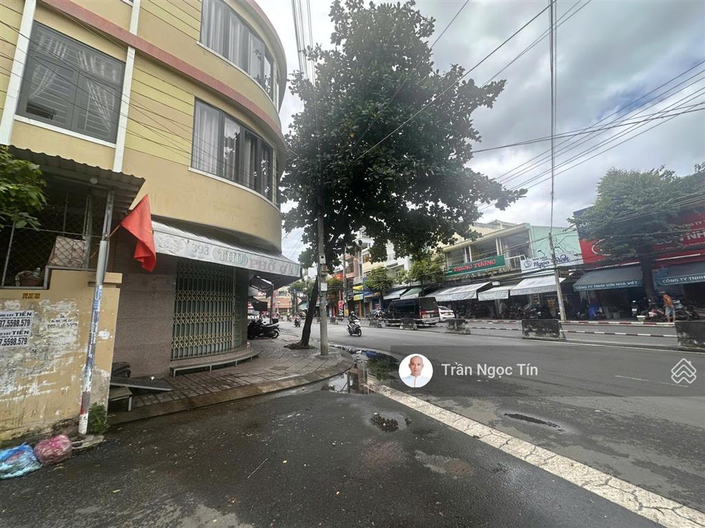 Bán nhà mặt tiền đường phùng khắc khoan dt 222m2 ngang 14m giá 17,2 tyr