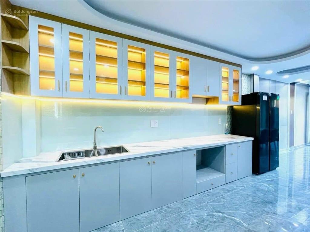 Nhà hxh nguyễn văn luông, 70m2, 4 tầng btct, 6 pn, gần bv quận 6, cv bình phú, siêu thị mega