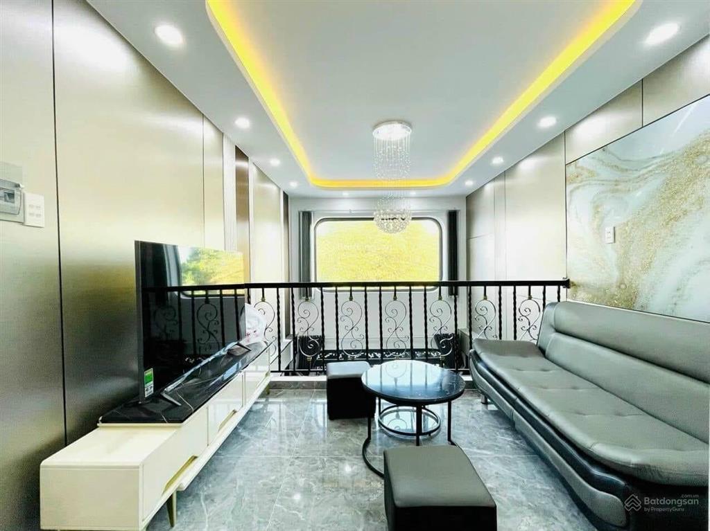Nhà hxh nguyễn văn luông, 70m2, 4 tầng btct, 6 pn, gần bv quận 6, cv bình phú, siêu thị mega