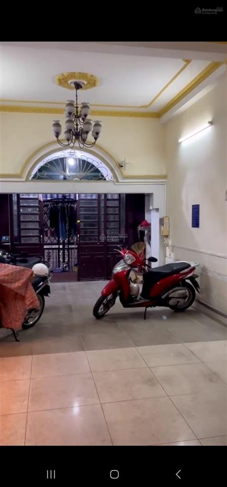 Bán gấp chdv (117m2) hxh ung văn khiêm  bt  gần trường đh  thu gần 800tr/năm. chỉ 15 tỷ hơn. tl