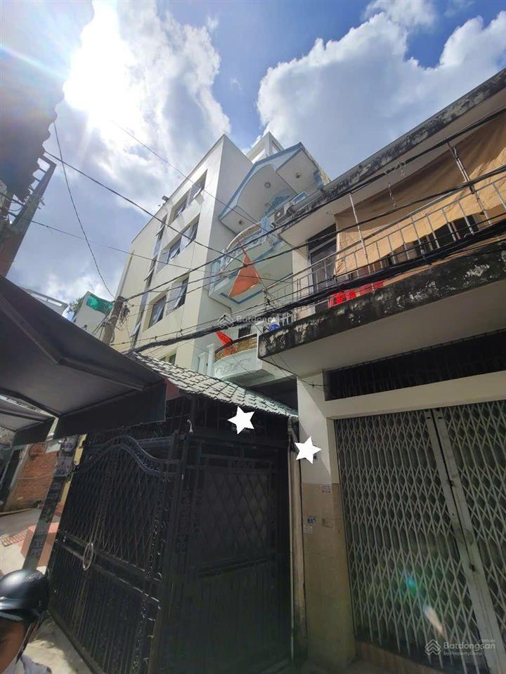 Bán gấp chdv (117m2) hxh ung văn khiêm  bt  gần trường đh  thu gần 800tr/năm. chỉ 15 tỷ hơn. tl